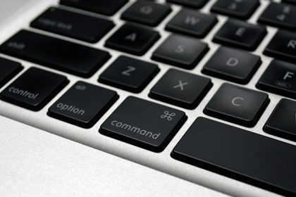 Cum se folosește CTRL-ALT-DEL din Windows în macOS